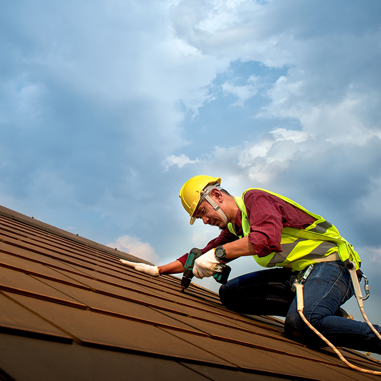 Roof maintenance tips to get your home winter-ready