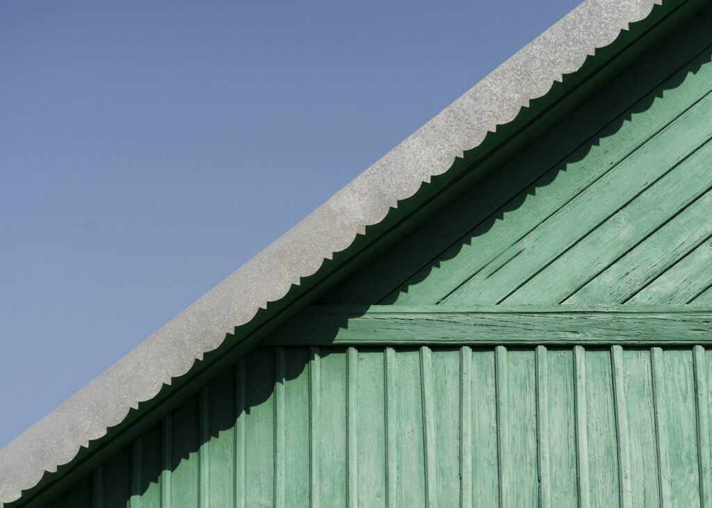 Cedar Roof Repair vs. Replacement